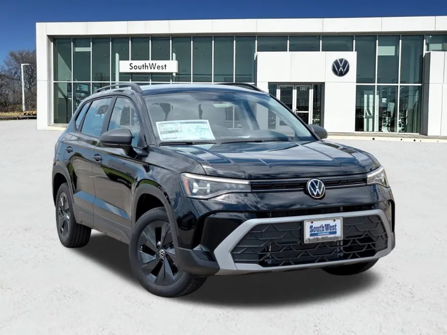 2025 Volkswagen Taos S photo 1