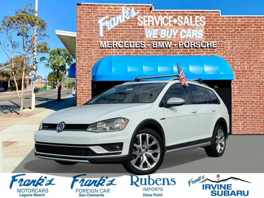 2017 Volkswagen Golf Alltrack photo 1