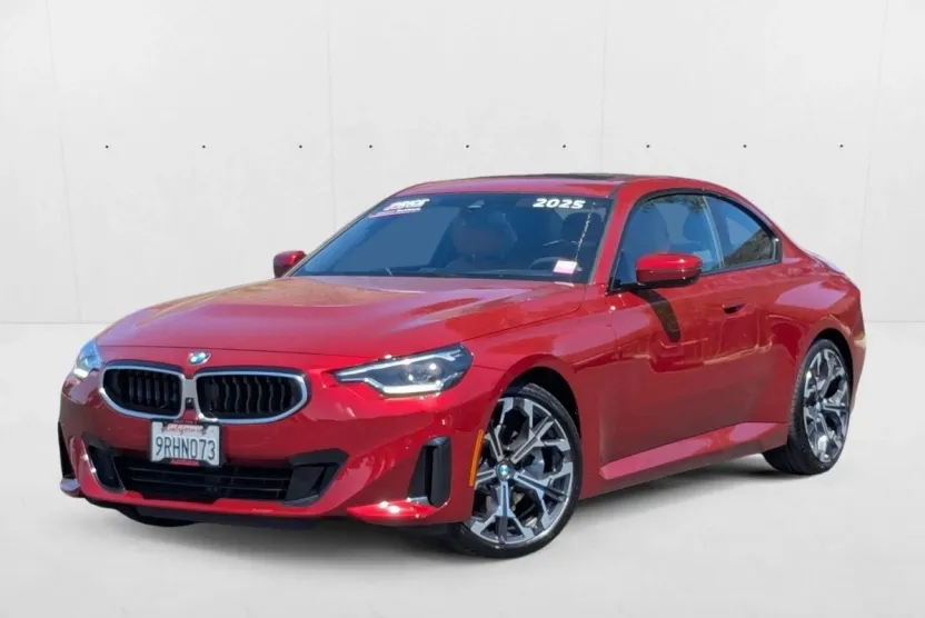 2025 Bmw 230i Coupe photo 1