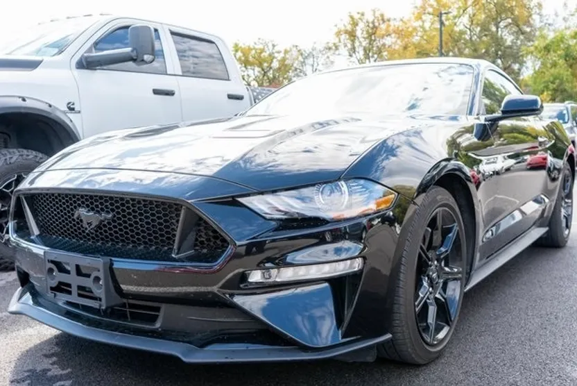 2020 Ford Mustang GT photo 1