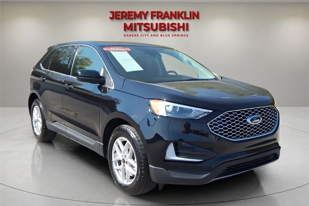 2024 Ford Edge SEL photo 1