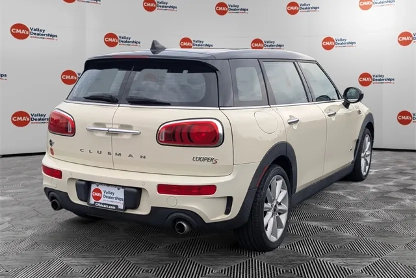 2019 Mini Cooper Base S ALL4 photo 1
