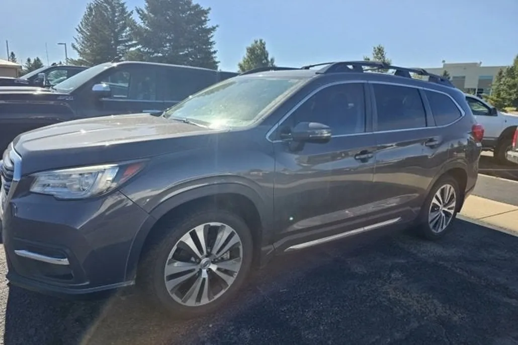 2020 Subaru Ascent Limited photo 1