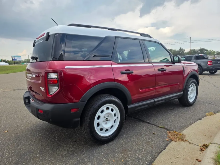 2025 Ford Bronco Sport Heritage photo 1