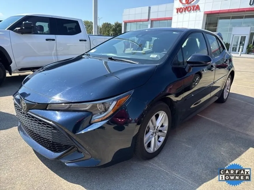 2022 Toyota Corolla SE photo 1
