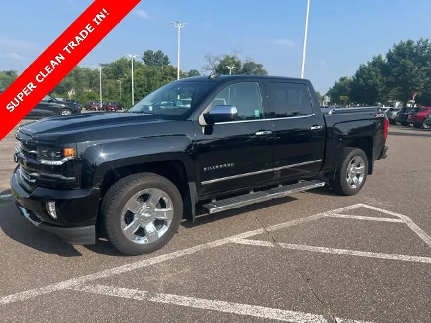 2017 Chevrolet Silverado 1500 LTZ photo 1