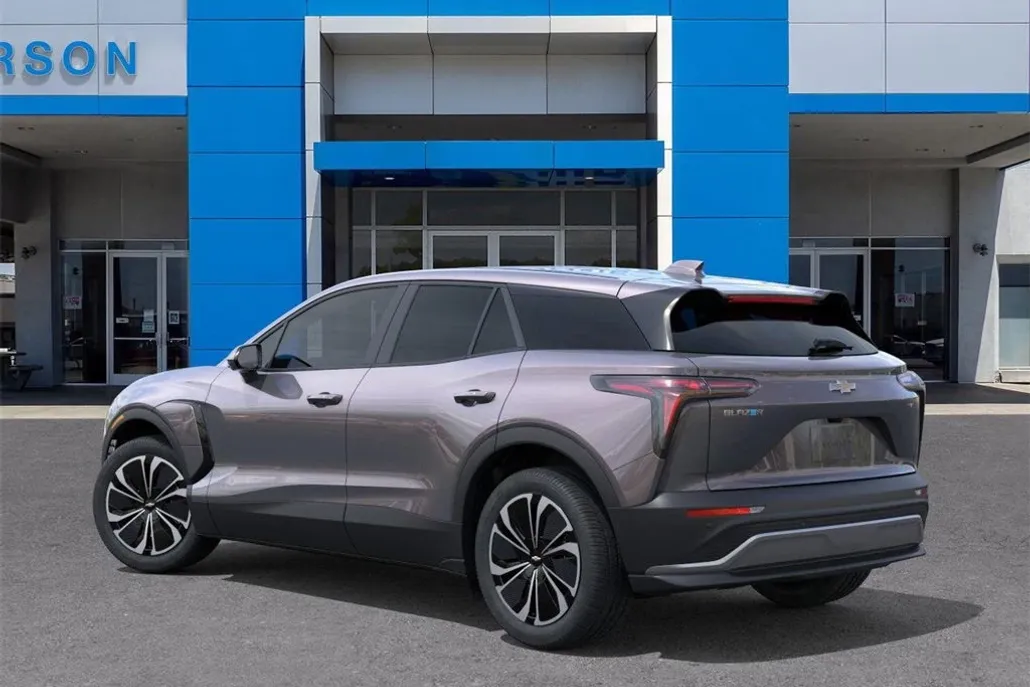 2026 Chevrolet Blazer EV photo 1
