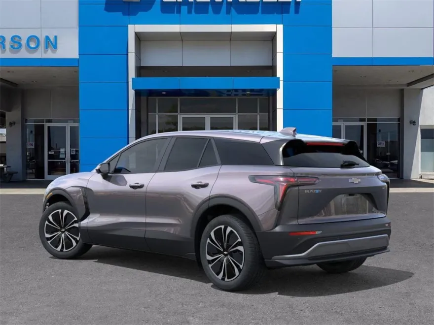 2026 Chevrolet Blazer EV photo 1