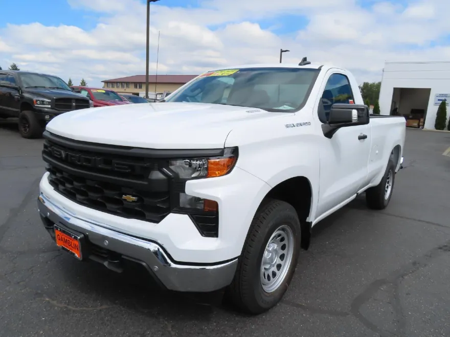 2025 Chevrolet Silverado 1500 photo 1