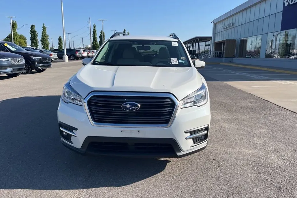 2021 Subaru Ascent Limited photo 1