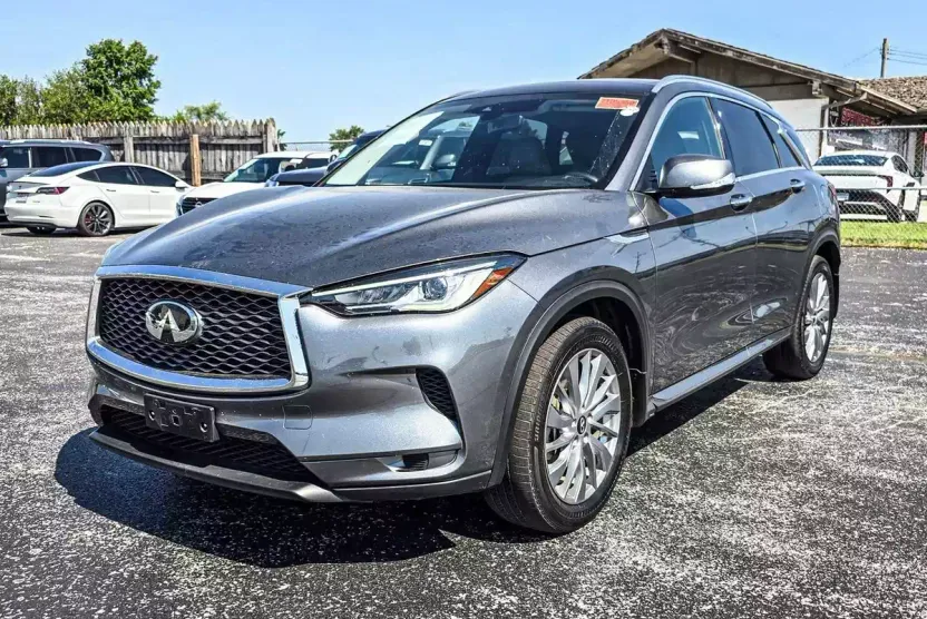2024 Infiniti QX50 Luxe photo 1