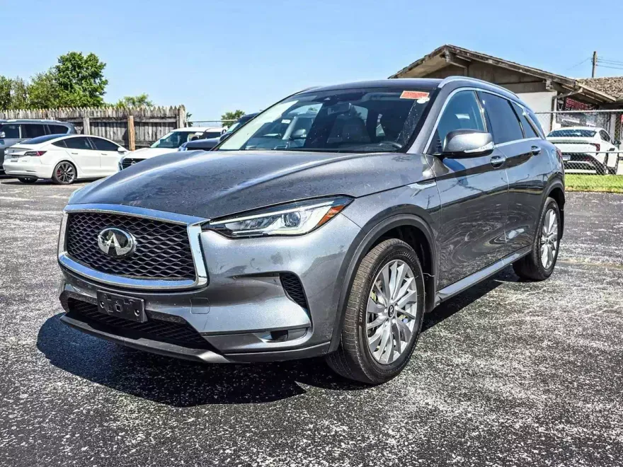 2024 Infiniti QX50 Luxe photo 1