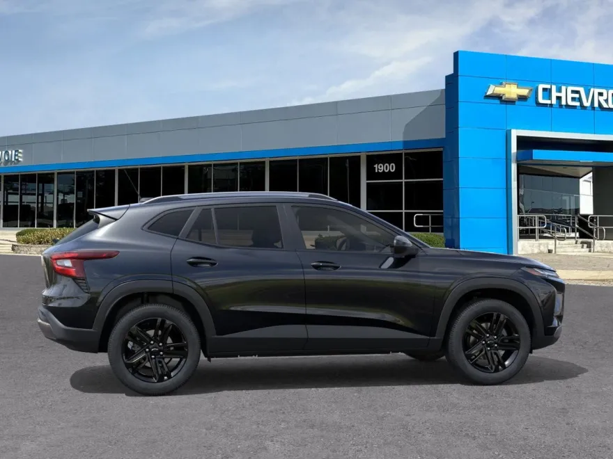 2025 Chevrolet Trax ACTIV photo 1