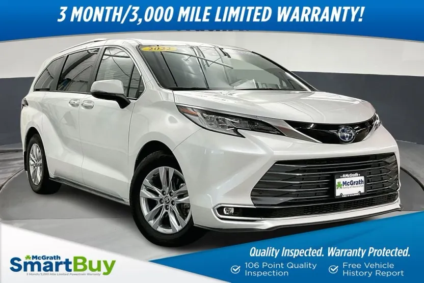 2022 Toyota Sienna Limited photo 1