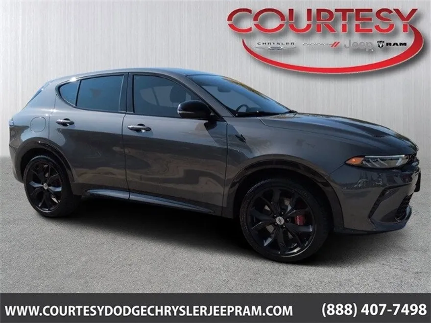 2024 Dodge Hornet R/T photo 1