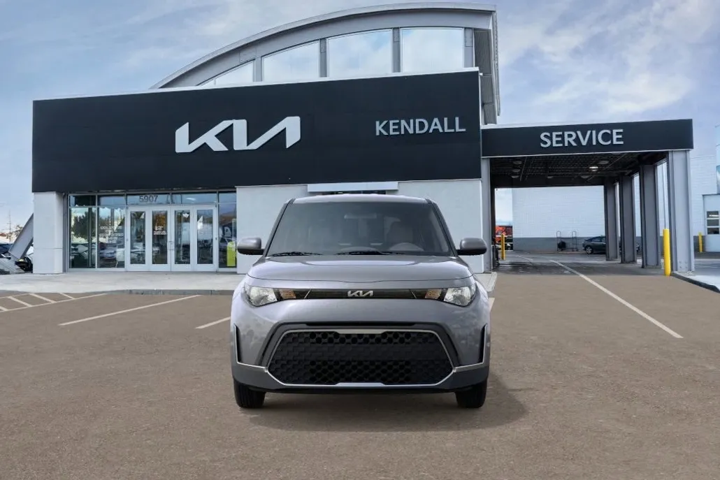 2025 Kia Soul LX photo 1