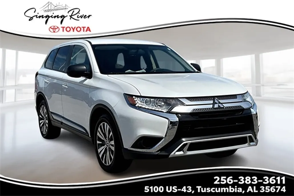 2020 Mitsubishi Outlander ES photo 1