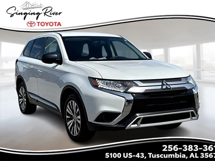 2020 Mitsubishi Outlander ES photo 1