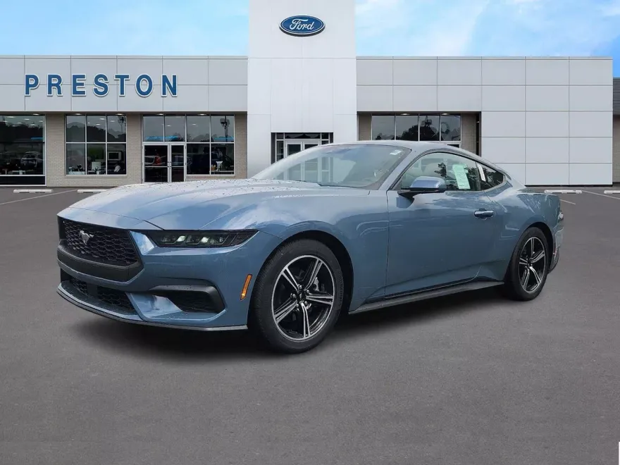 2025 Ford Mustang EcoBoost photo 1