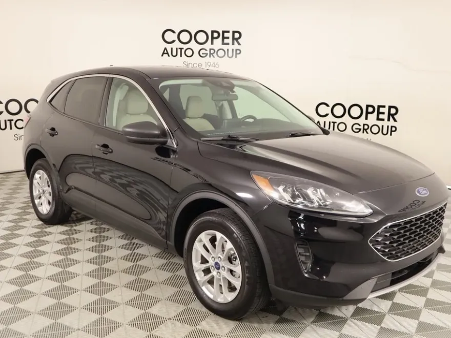 2022 Ford Escape SE photo 1
