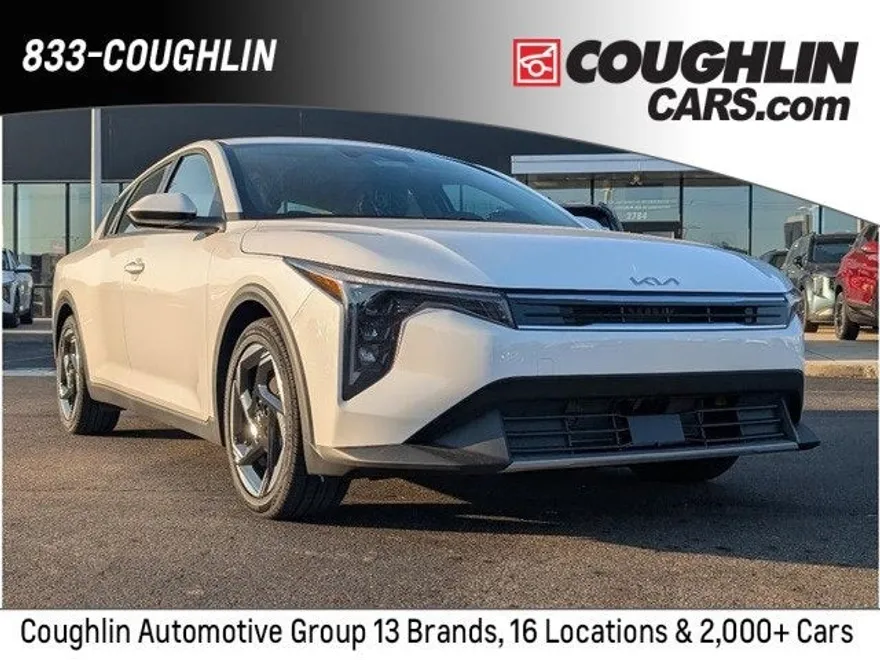 2025 Kia K4 EX photo 1
