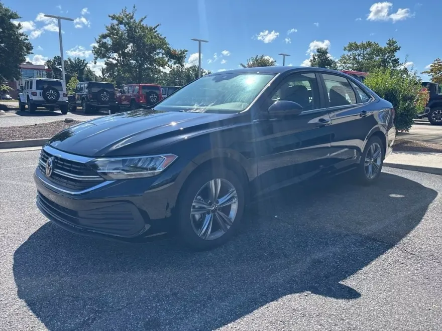 2023 Volkswagen Jetta 1.5T SE photo 1