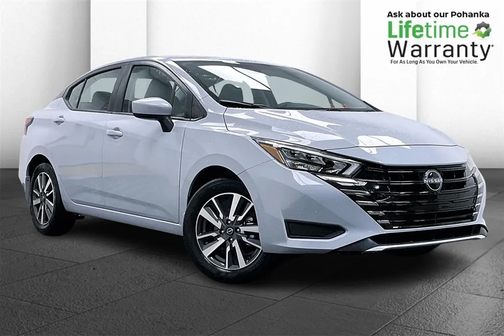 2025 Nissan Versa 1.6 SV photo 1