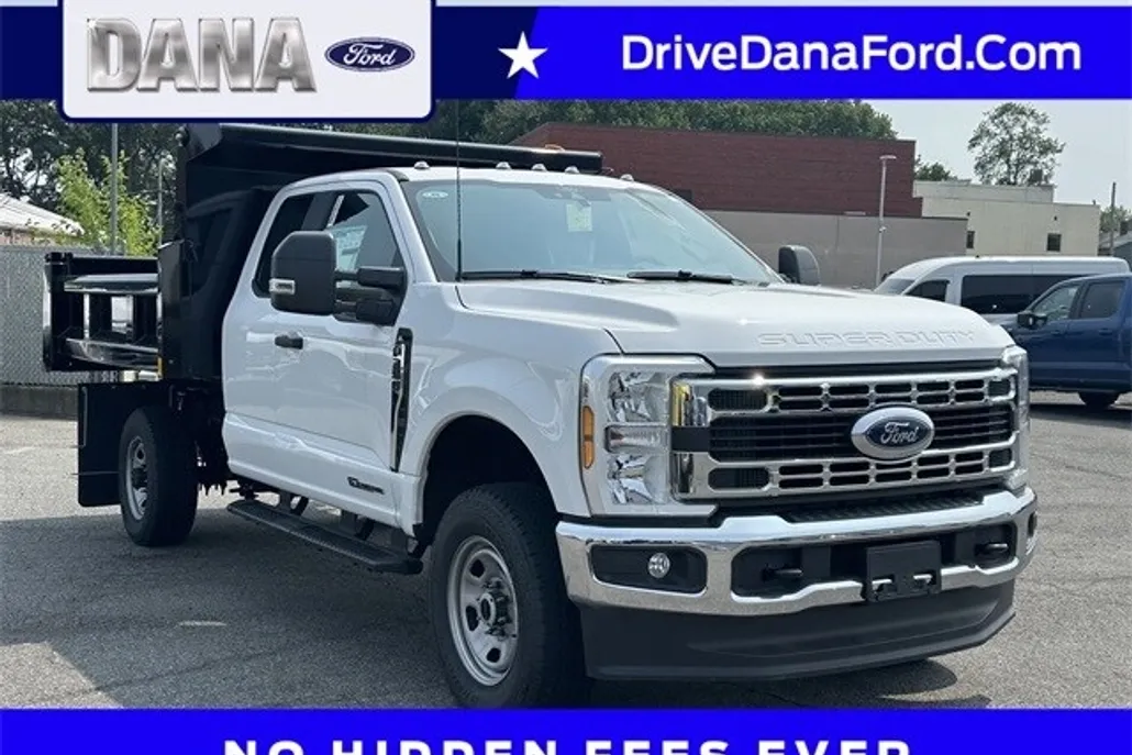 2024 Ford F-350 XL photo 1