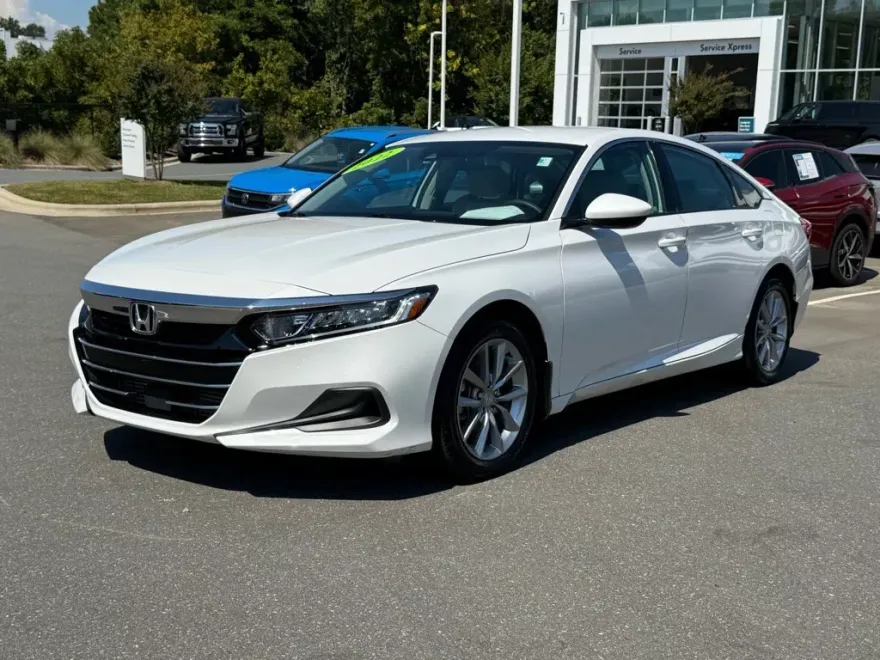 2022 Honda Accord LX 1.5T photo 1