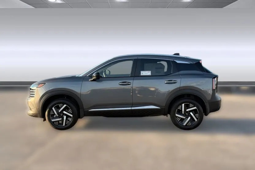 2026 Nissan Kicks SV photo 1