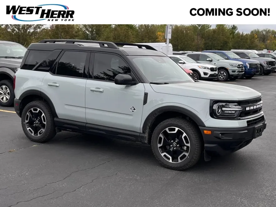 2023 Ford Bronco Sport Outer Banks photo 1