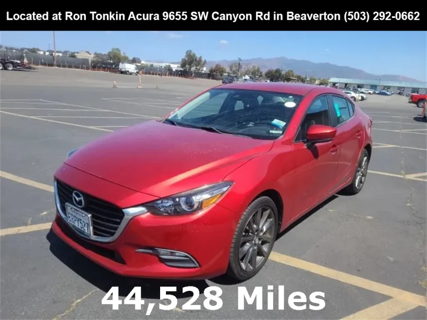 2018 Mazda Mazda3 Touring photo 1