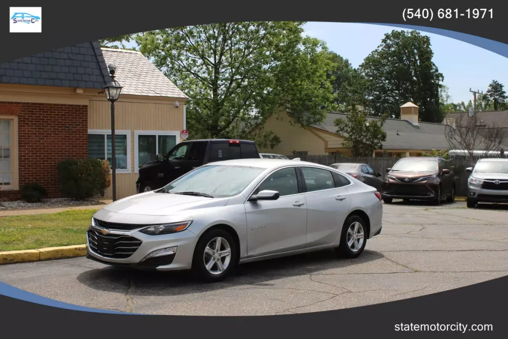 2022 Chevrolet Malibu 1LT photo 1