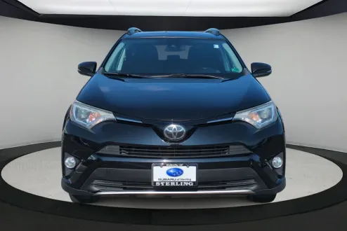 2018 Toyota RAV4 XLE photo 3