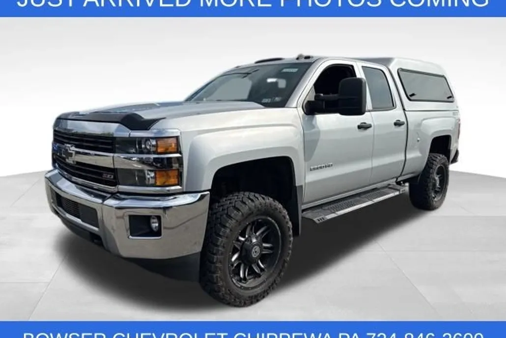 2015 Chevrolet Silverado 2500HD LT photo 1