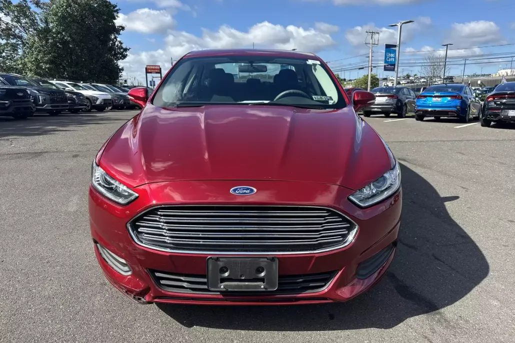 2014 Ford Fusion Hybrid SE photo 1