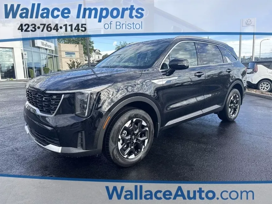 2025 Kia Sorento S photo 1