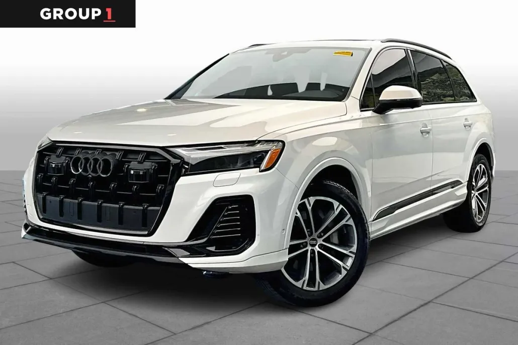 2025 Audi Q7 Premium Plus photo 1