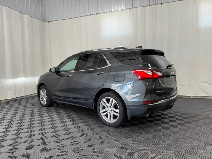 2020 Chevrolet Equinox Premier photo 1