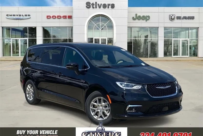 2026 Chrysler Pacifica photo 1