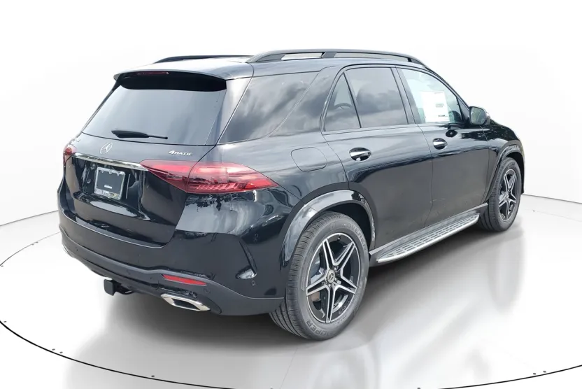 2026 Mercedes Benz GLE 450 4MATIC photo 1