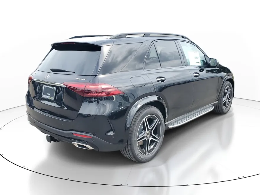 2026 Mercedes Benz GLE 450 4MATIC photo 1