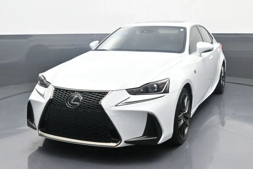 2018 Lexus IS 300 F SPORT photo 1