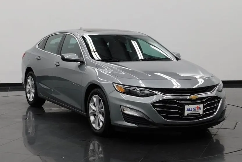 2024 Chevrolet Malibu 1LT photo 1