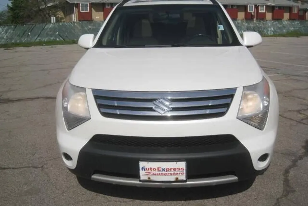 2009 Suzuki XL7 photo 1
