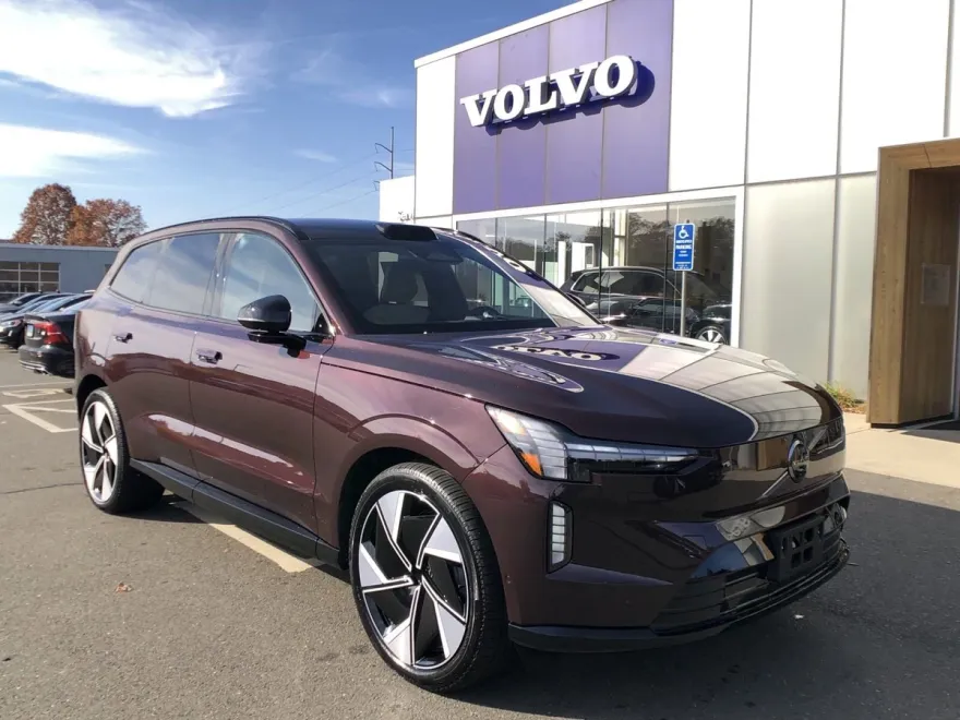 2025 Volvo EX90 Ultra photo 1
