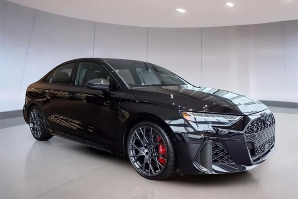 2025 Audi RS 3 Base photo 1