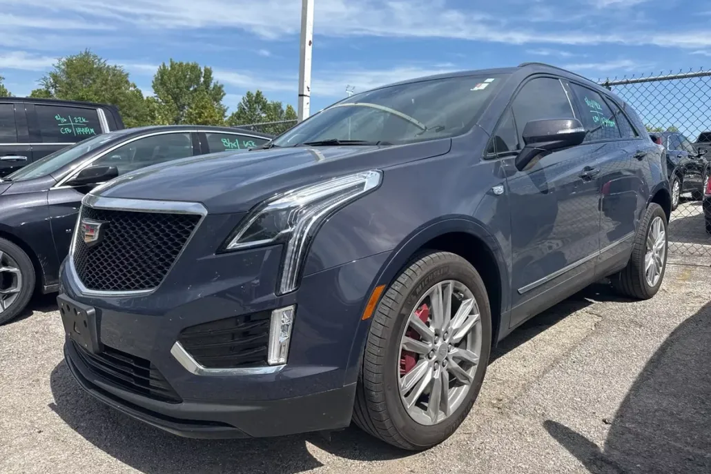 2024 Cadillac XT5 Sport photo 1