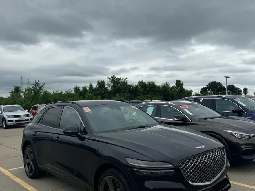 2023 Genesis GV70 3.5T Sport photo 1