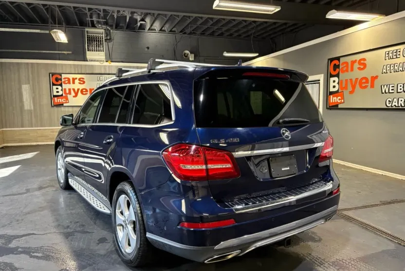 2017 Mercedes Benz GLS 450 photo 1